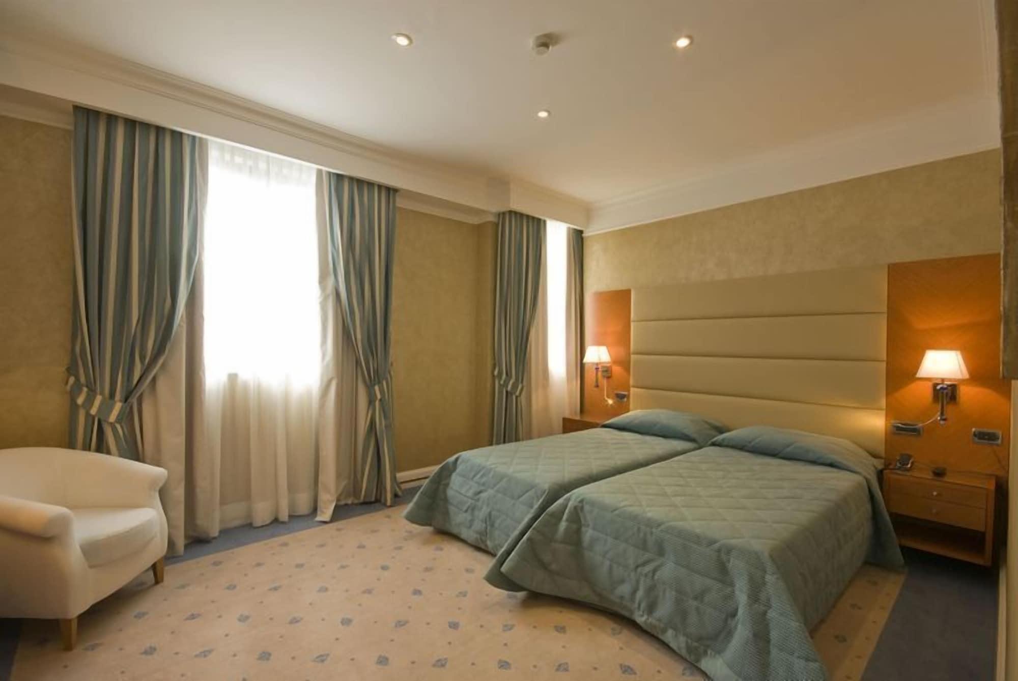 Hotel Perusia Perugia Luaran gambar