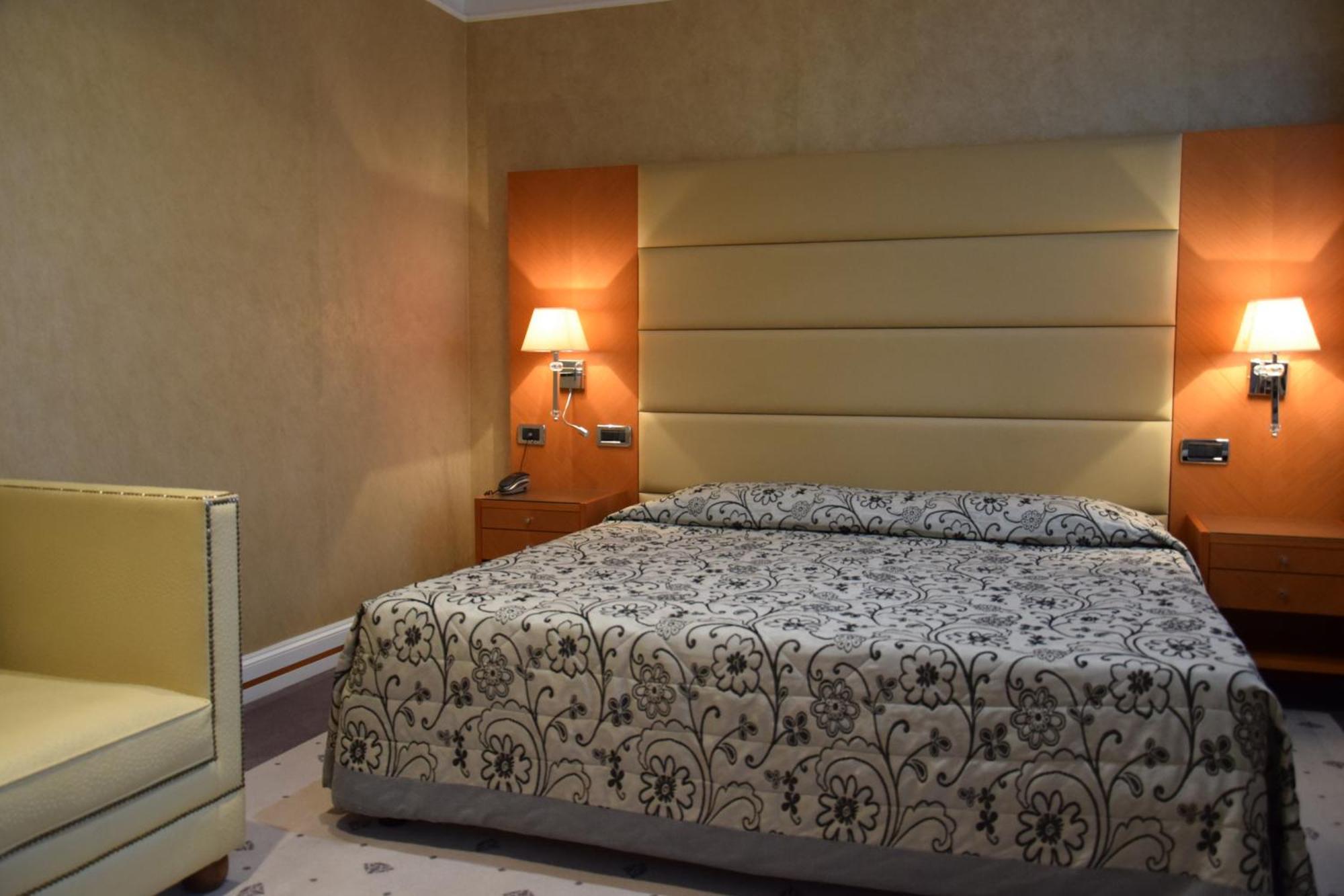 Hotel Perusia Perugia Luaran gambar