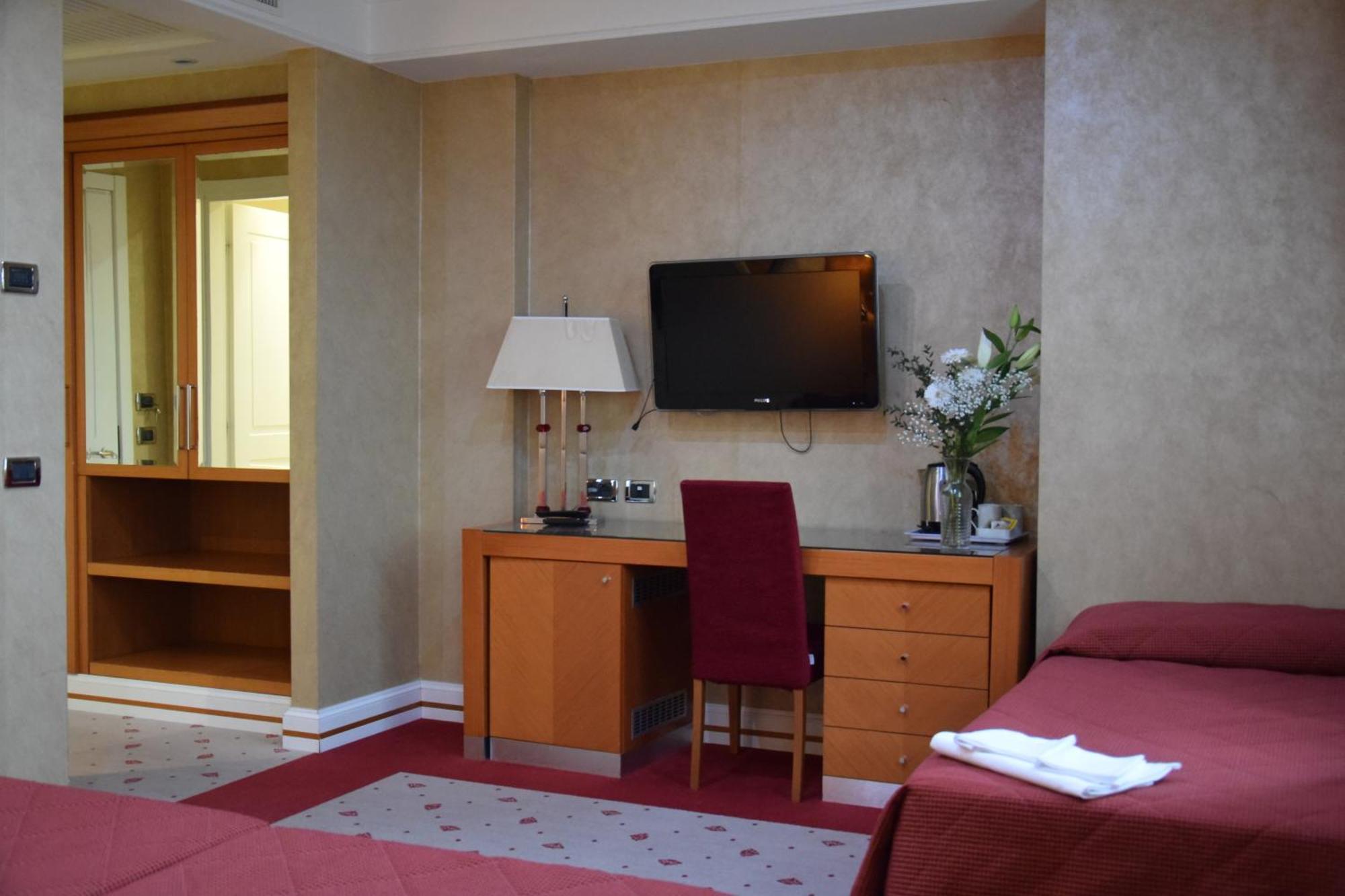 Hotel Perusia Perugia Luaran gambar