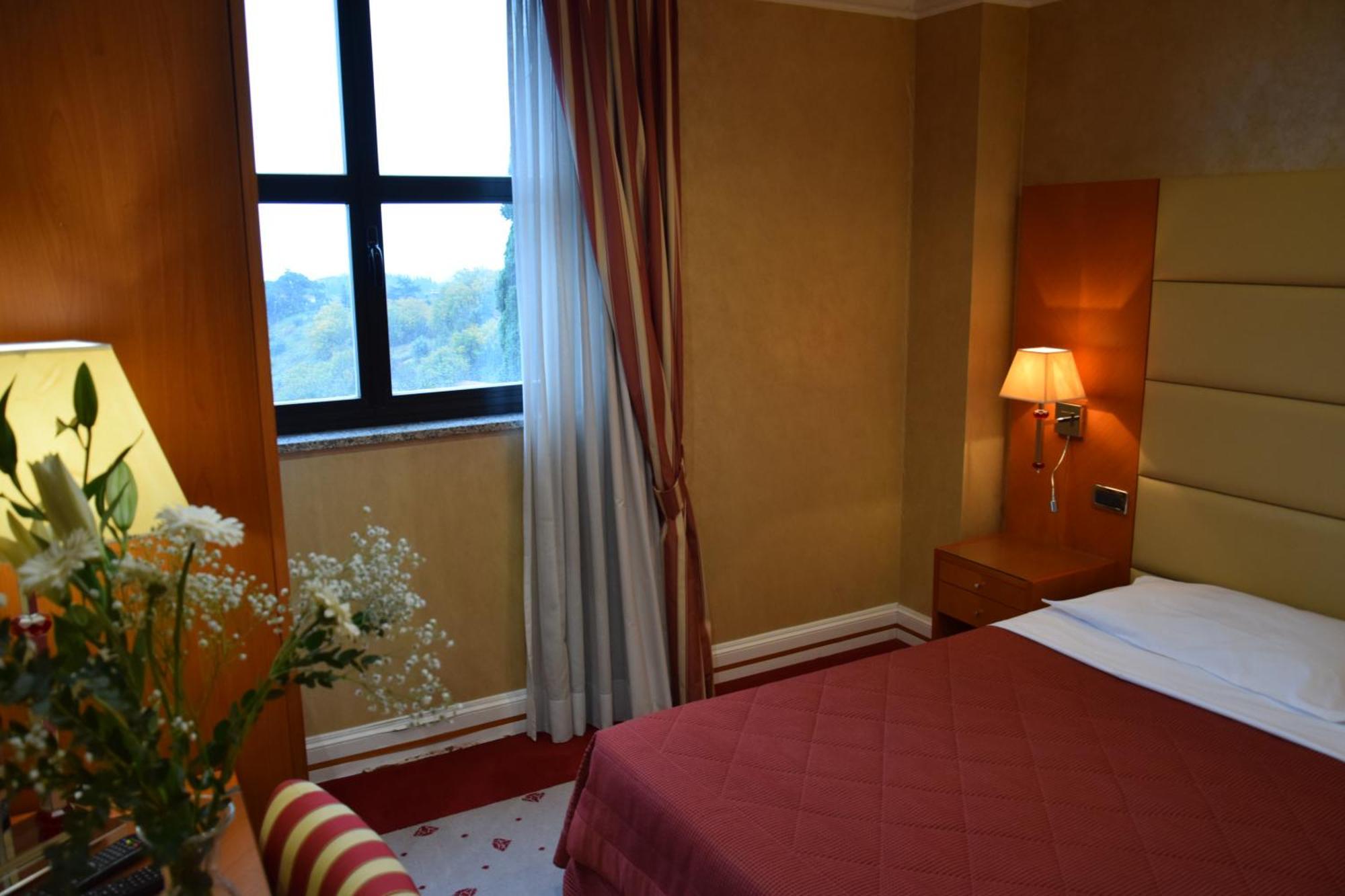 Hotel Perusia Perugia Luaran gambar